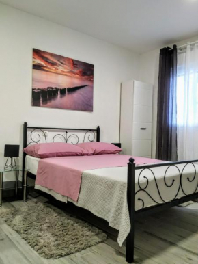 Studio apartman Violeta II - 50m from the beach